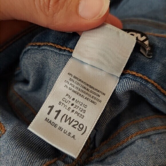 Fashion Nova jeans light wash skinny stretch Sz 29 - Picture 7 of 10